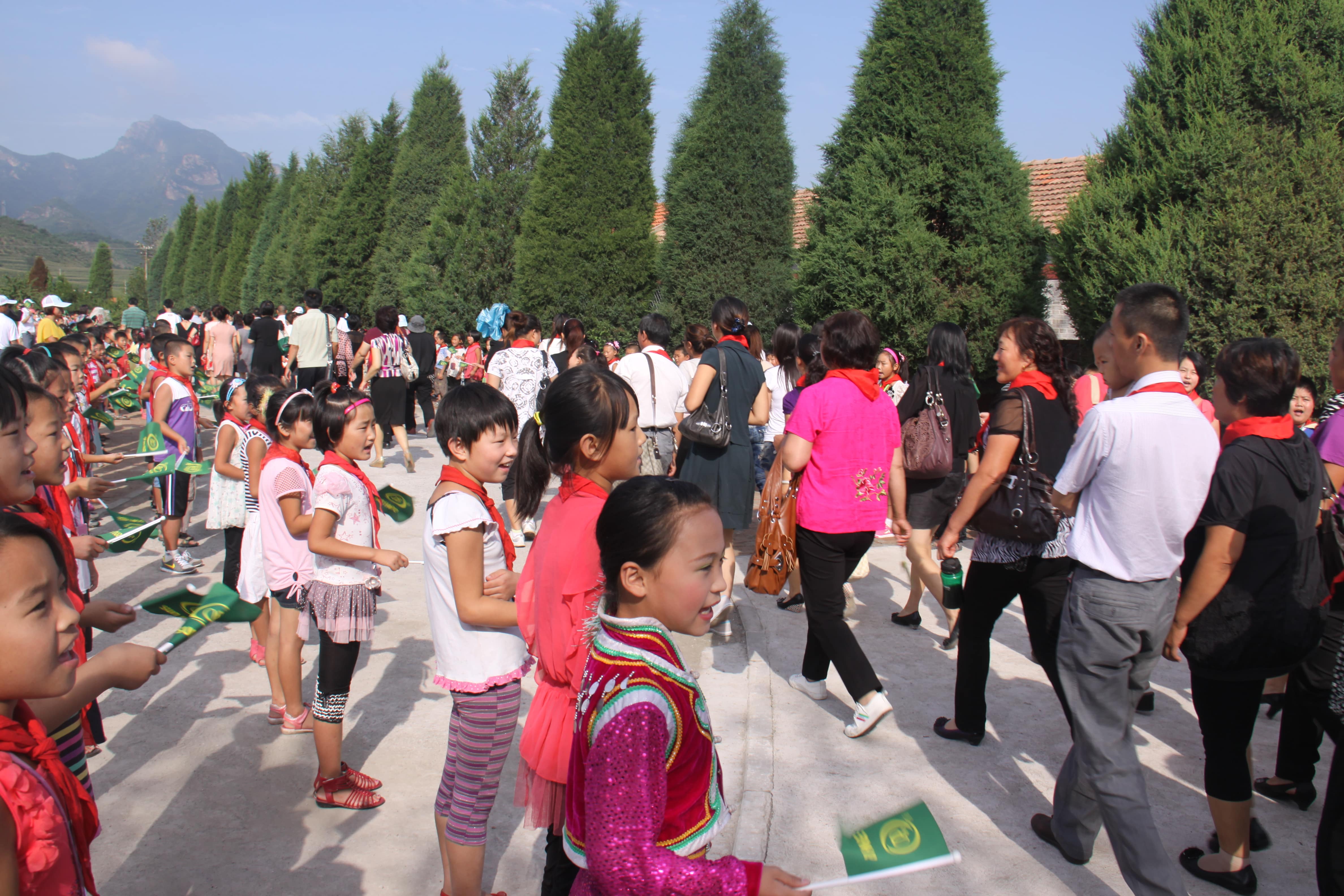 第17所 承德市乌龙矶开云线上登录牛艳玲小学 第17所 承德市乌龙矶开云线上登录牛艳玲小学