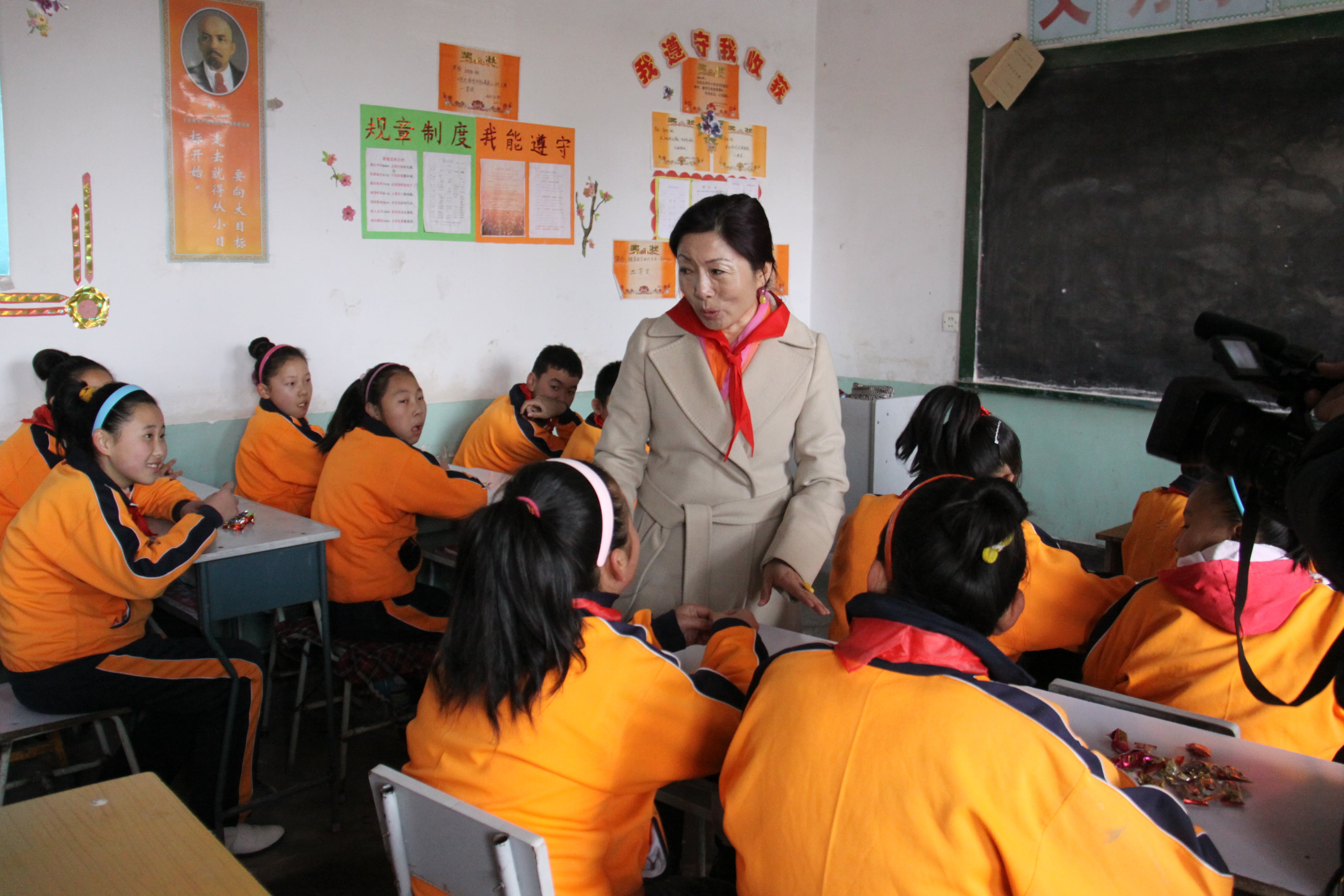 第22所 包头市西北门开云线上登录董丽萍小学