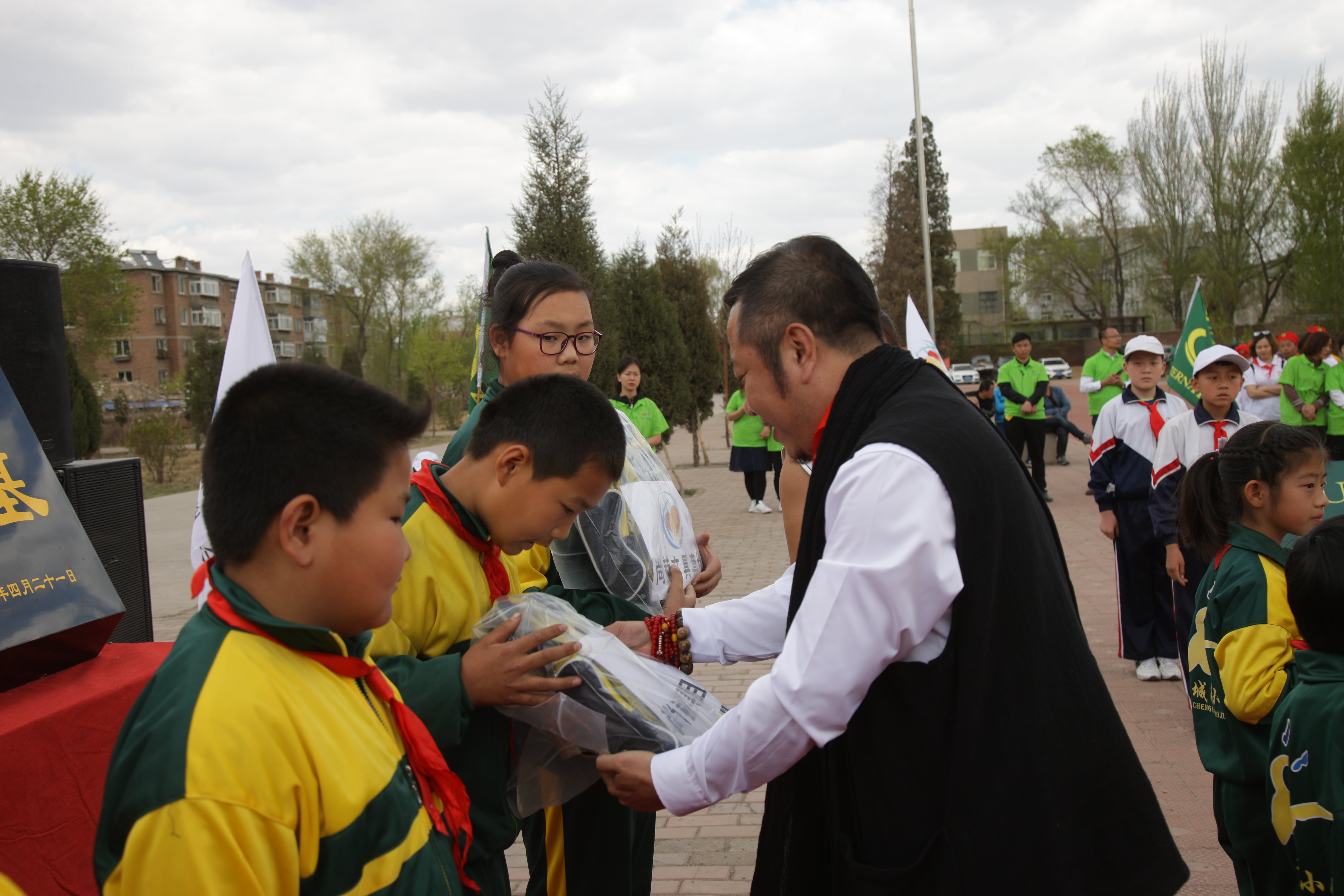 第86所  辽宁省阜新市太平区建业开云线上登录苗鑫小学