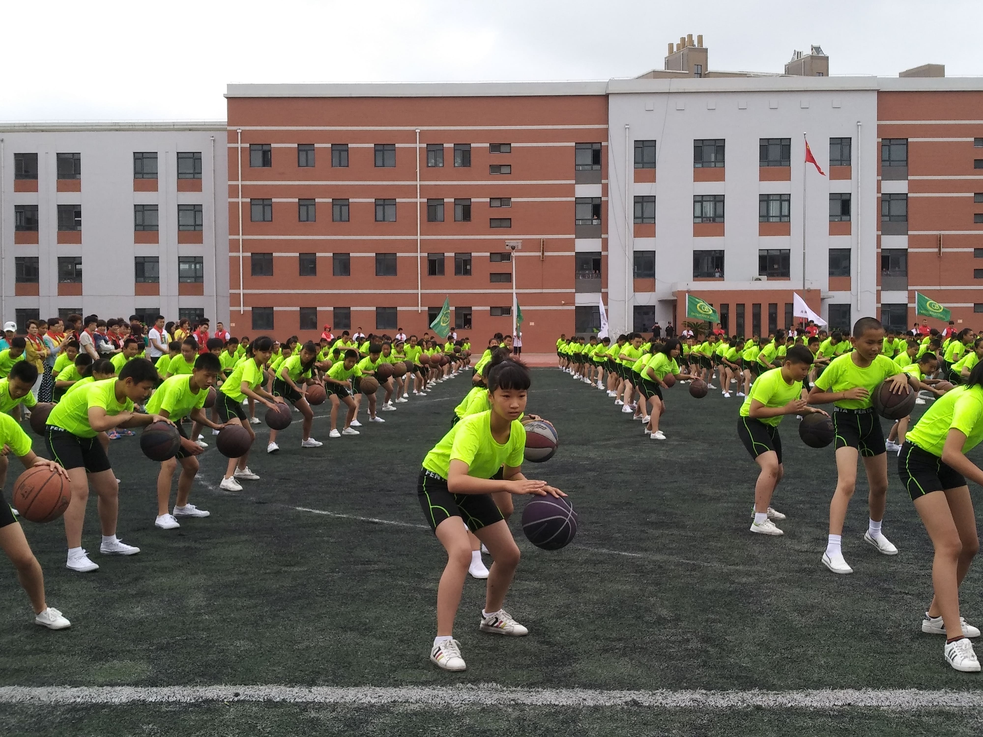 第149所 瓦房店市复州城镇开云线上登录吴丽丽小学