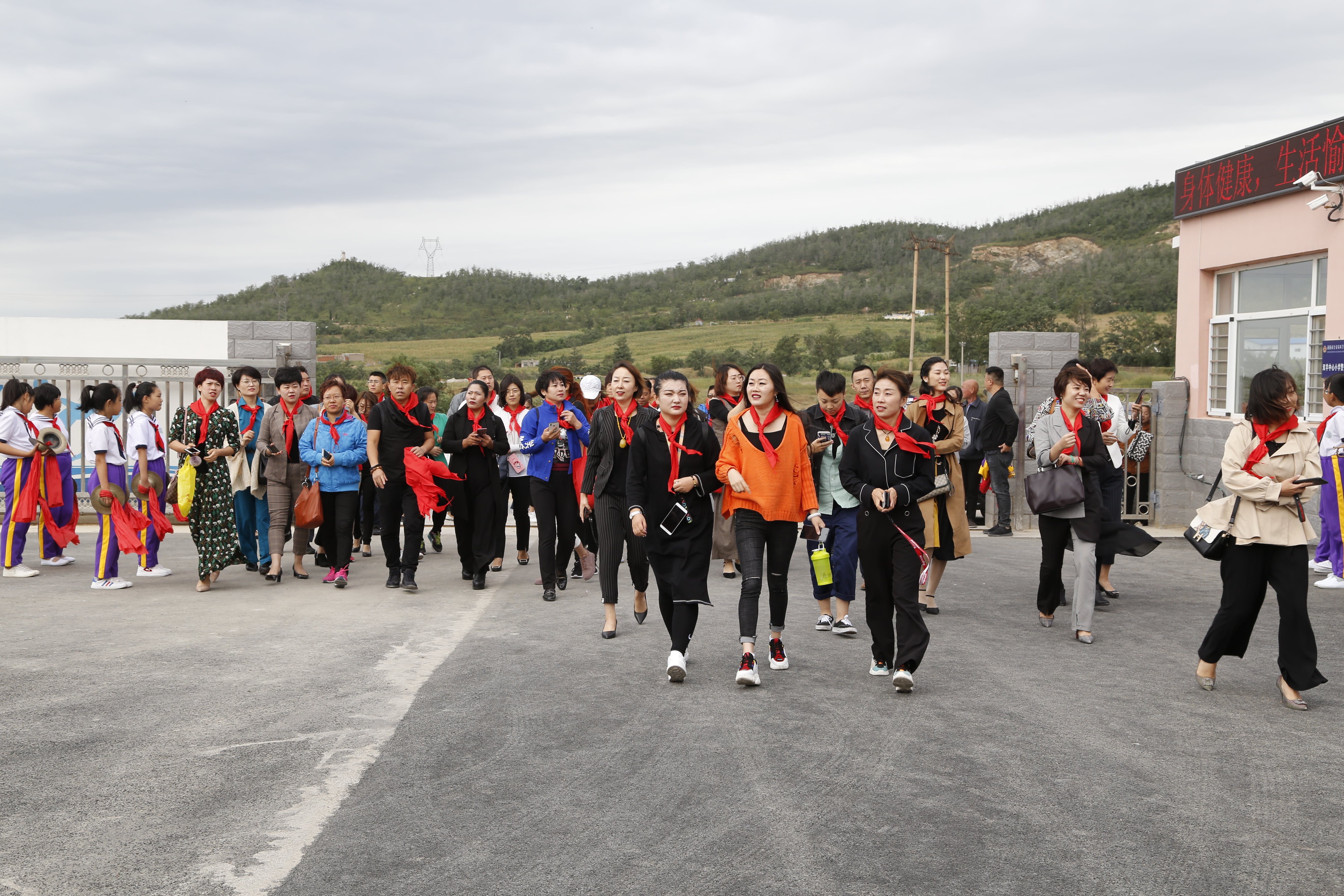 第163所 凌海市双羊镇开云线上登录孙翔宇小学